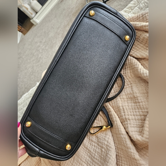 Burberry Tote Bag Large with Pouch - Picture 15 of 16